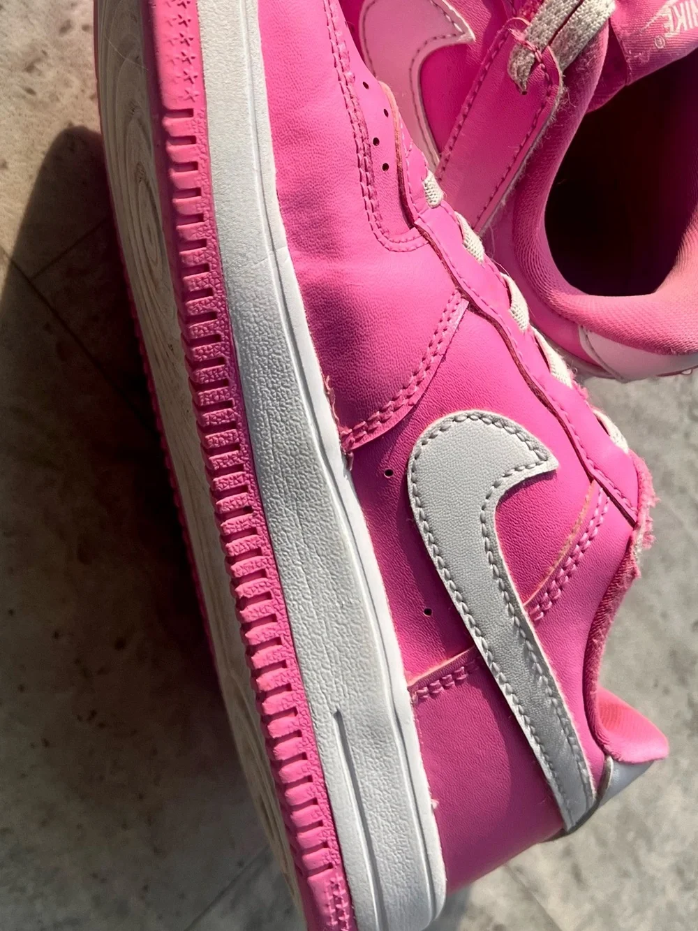 Nike bright pink